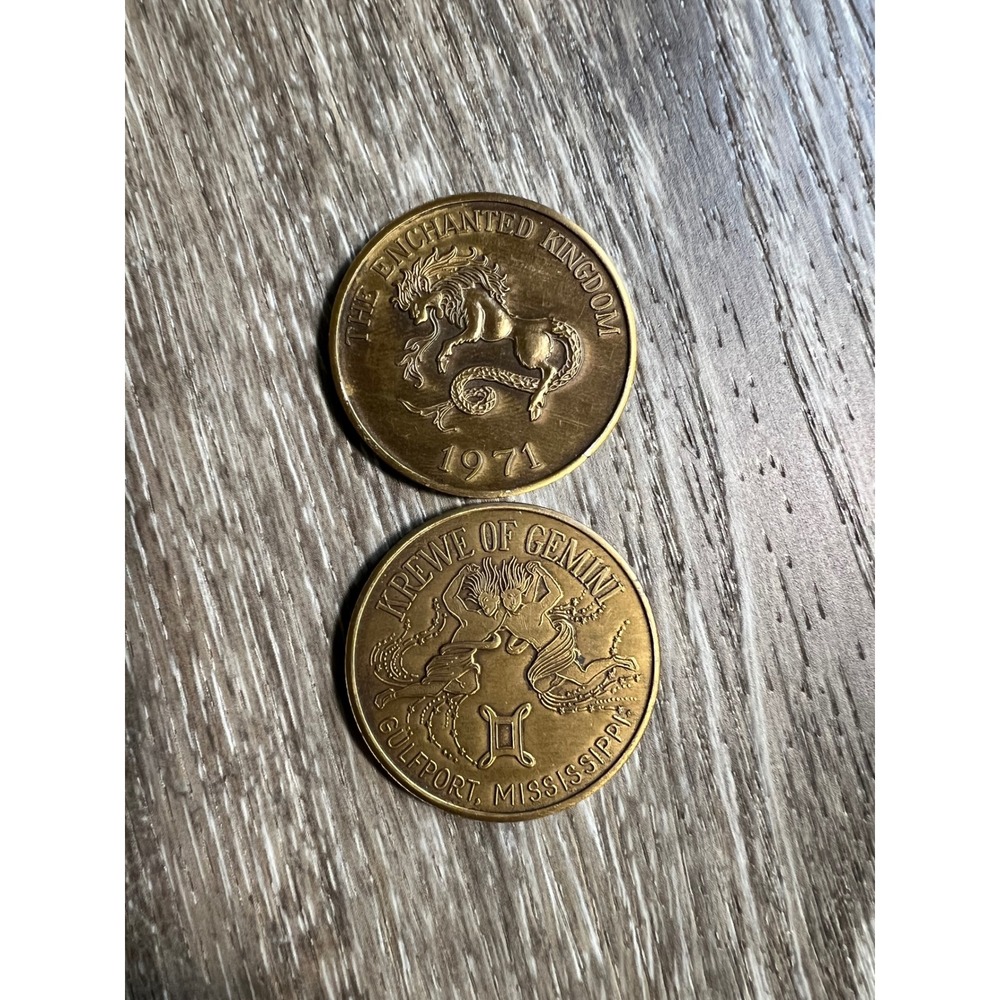 Krewe of Gemini Mardi Gras Doubloon Unisex OS Gold 1971 Gulfport MS Coin Set